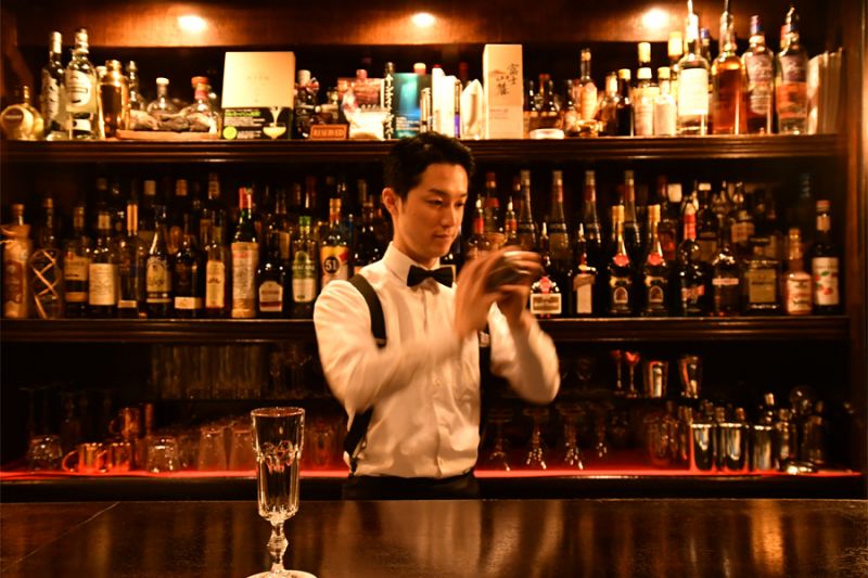 nhân viên pha chế